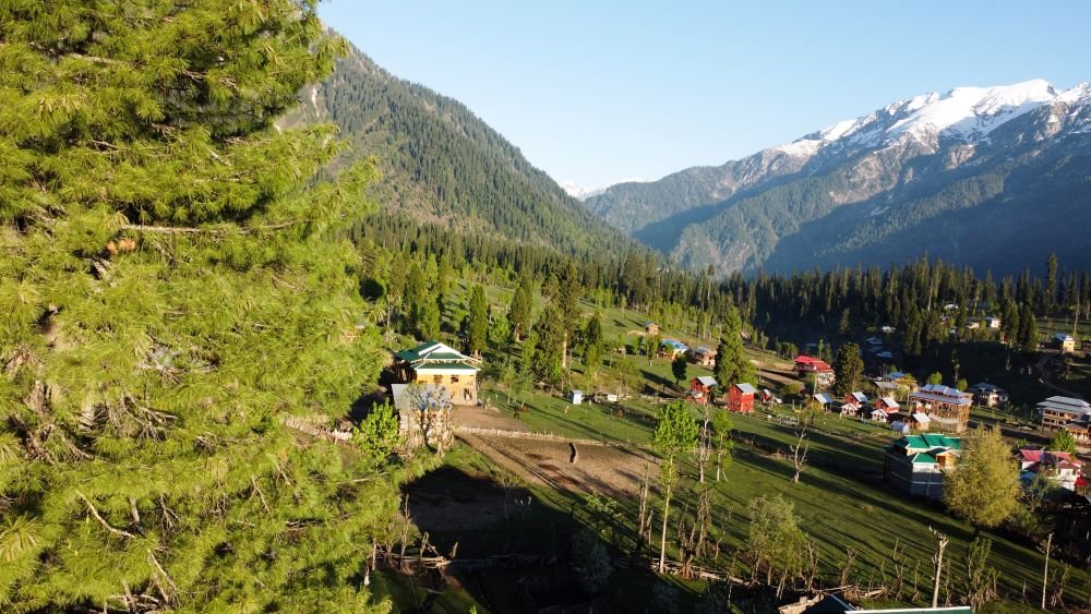 Nagar Valley – Mountain Views and Village Life